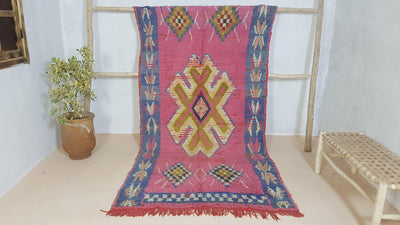 Vieux tapis Boujaad, 275 x 145 cm || 9.02 x 4.76 pieds - KENZA & CO