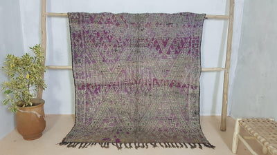 Vieux tapis Boujaad, 195 x 180 cm || 6,4 x 5,91 pieds - KENZA & CO