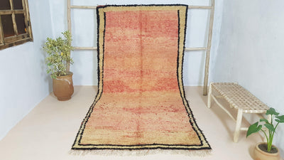 Vieux tapis Boujaad, 325 x 160 cm || 10,66 x 5,25 pieds - KENZA & CO