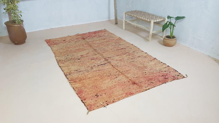 Vieux tapis Boujaad, 245 x 145 cm || 8.04 x 4.76 pieds - KENZA & CO