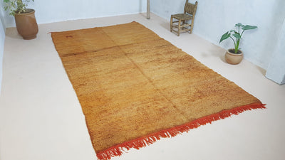 Vieux tapis Boujaad, 304 x 180 cm || 9,97 x 5,91 pieds - KENZA & CO