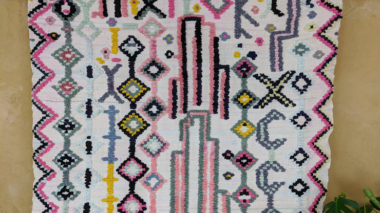 Grand tapis Boucherouite, 270 x 170 cm || 8,86 x 5,58 pieds - KENZA & CO