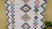 Grand tapis Boucherouite, 270 x 172 cm || 8,86 x 5,64 pieds - KENZA & CO